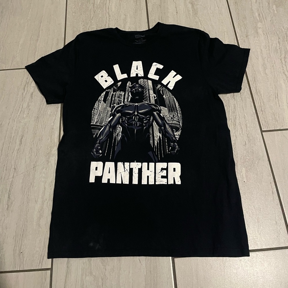 Black panther t-shirt